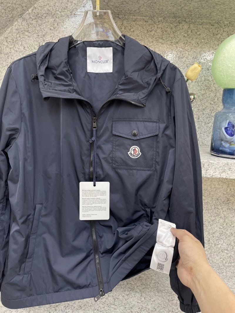 QuickDry Moncler Outwear 142526