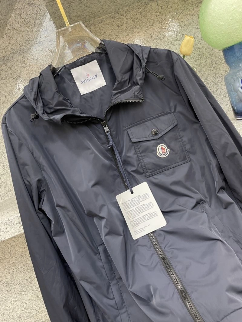 QuickDry Moncler Outwear 142526