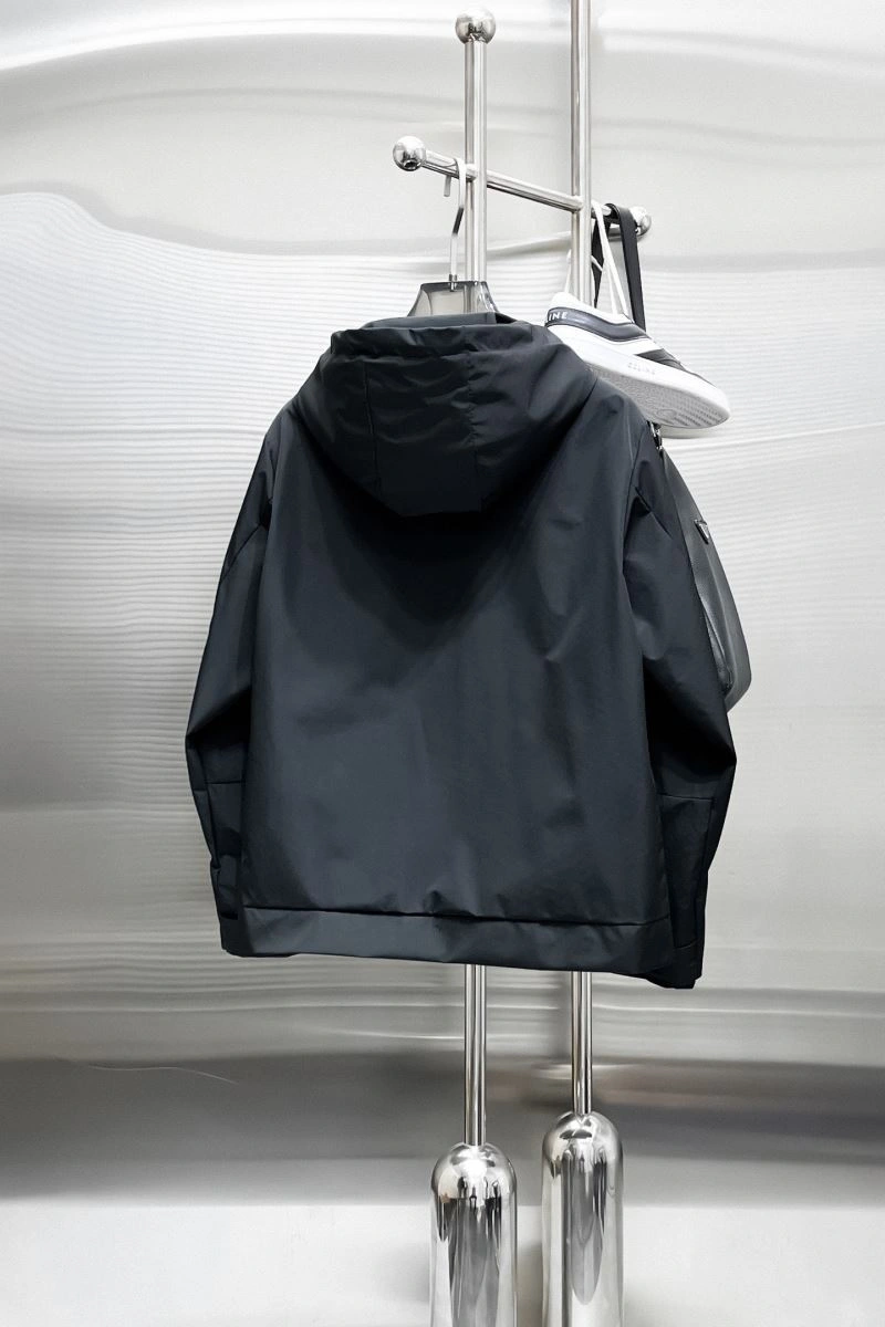 Moncler Outwear SoftTouch 142540