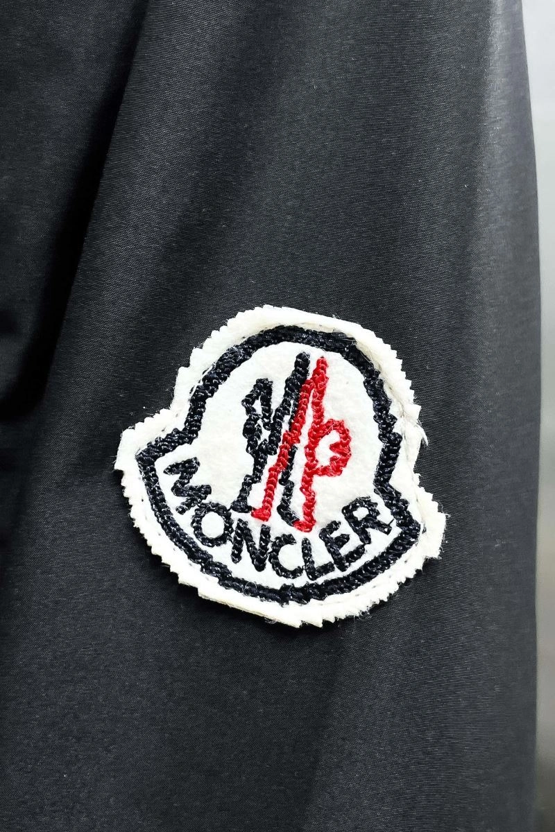 Moncler Outwear SoftTouch 142540