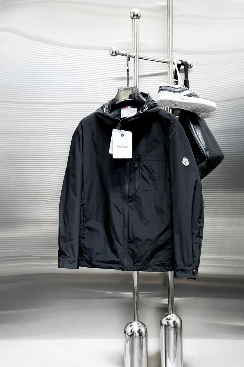 RelaxedFit Moncler Outwear 142553