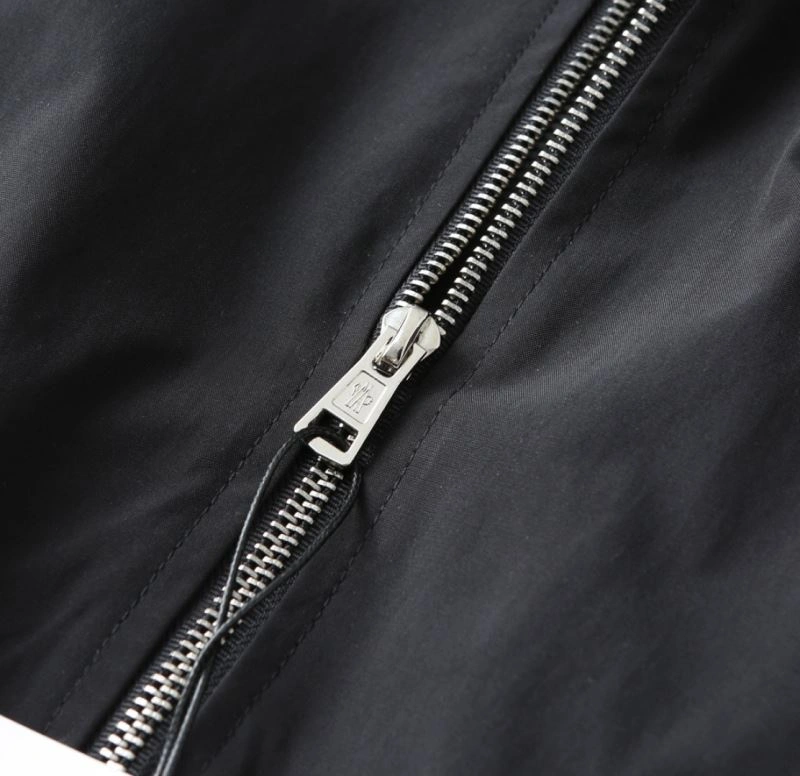 WrinkleFree Moncler Outwear 142524