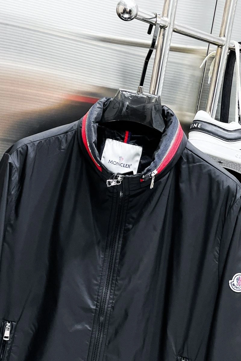 Moncler Outwear WellDesigned 142522