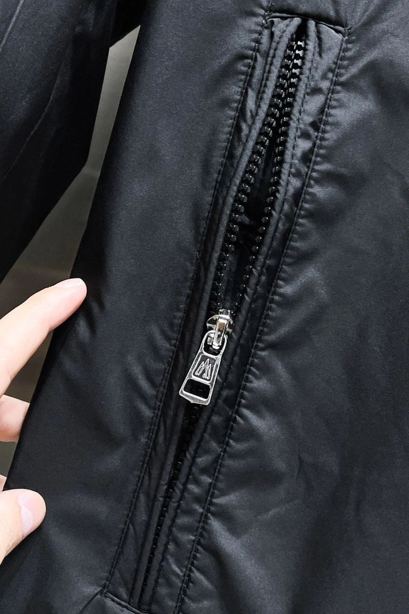 Moncler Outwear WellDesigned 142522