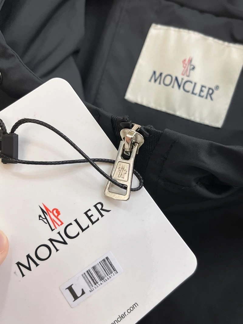 Moncler Outwear FashionForward 142516