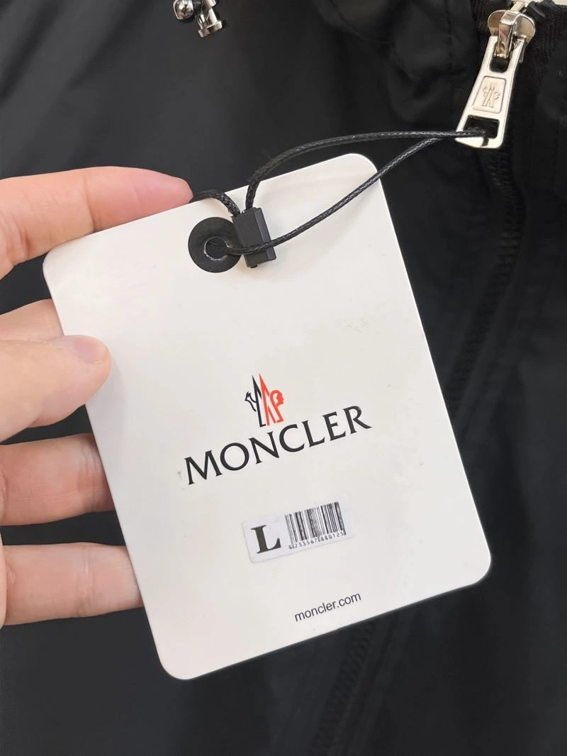 Moncler Outwear FashionForward 142516