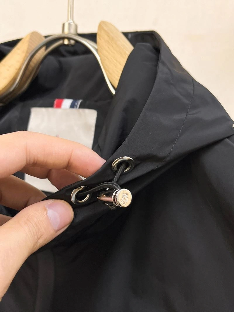 Moncler Outwear WaterResistant 142512