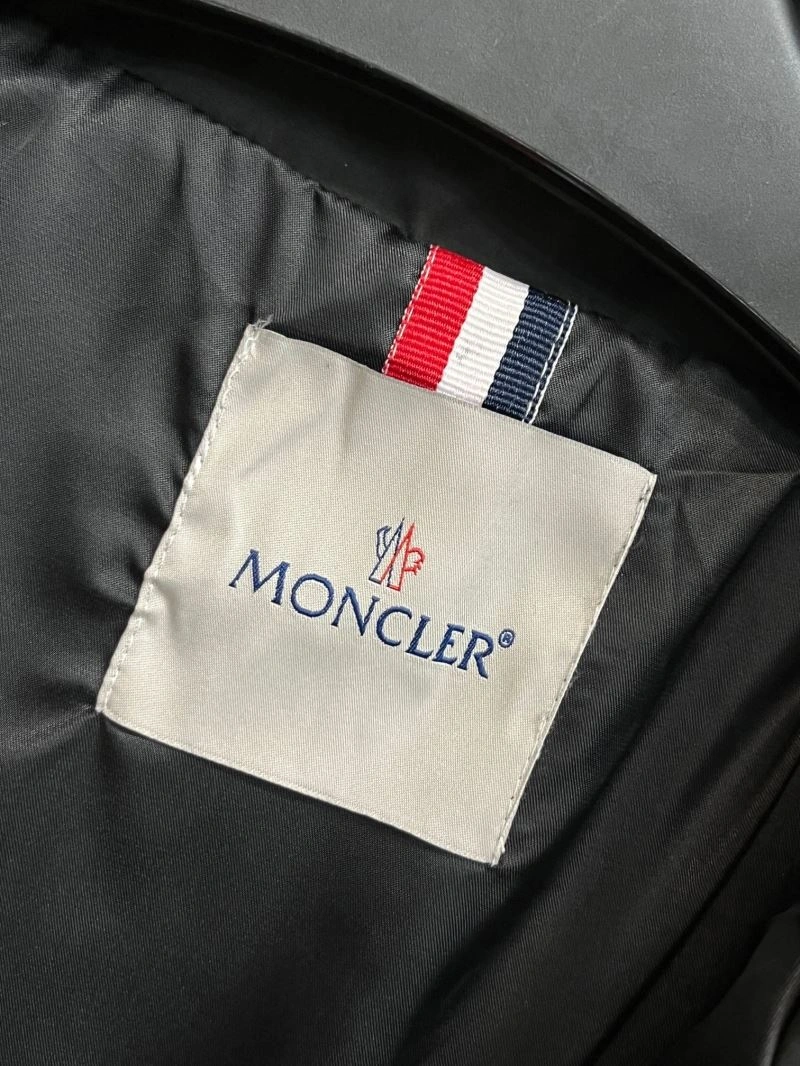 EyeCatching Moncler Outwear 142509