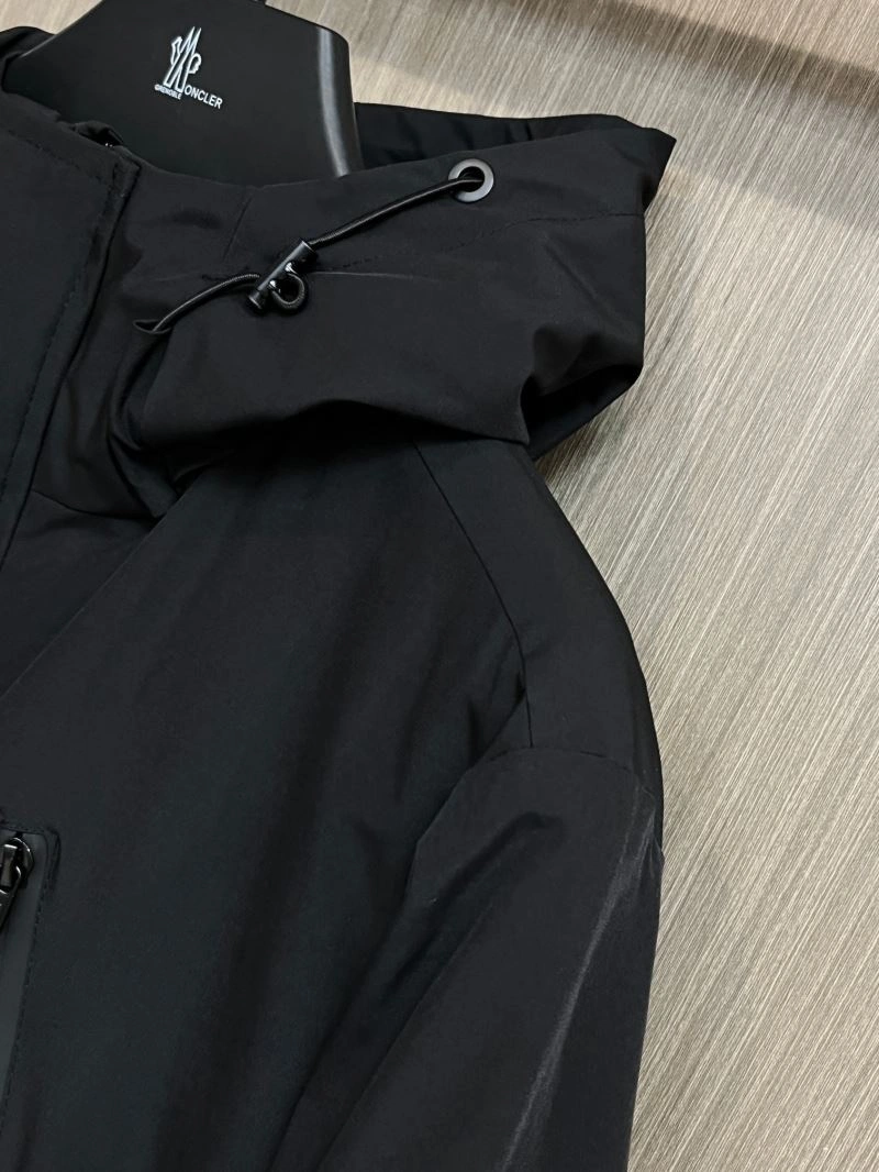 Moncler Outwear Flexible 142503