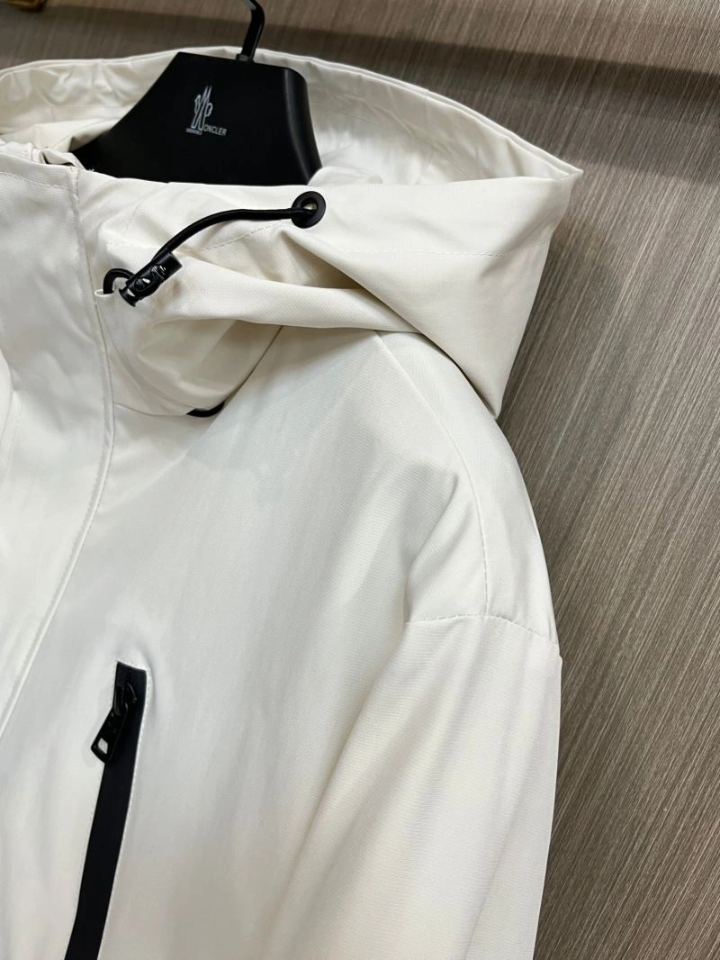 ZeroBulk Moncler Outwear 142505