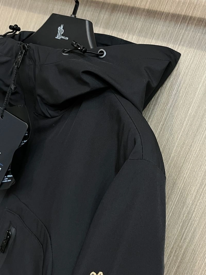 Moncler Outwear Unique 142501