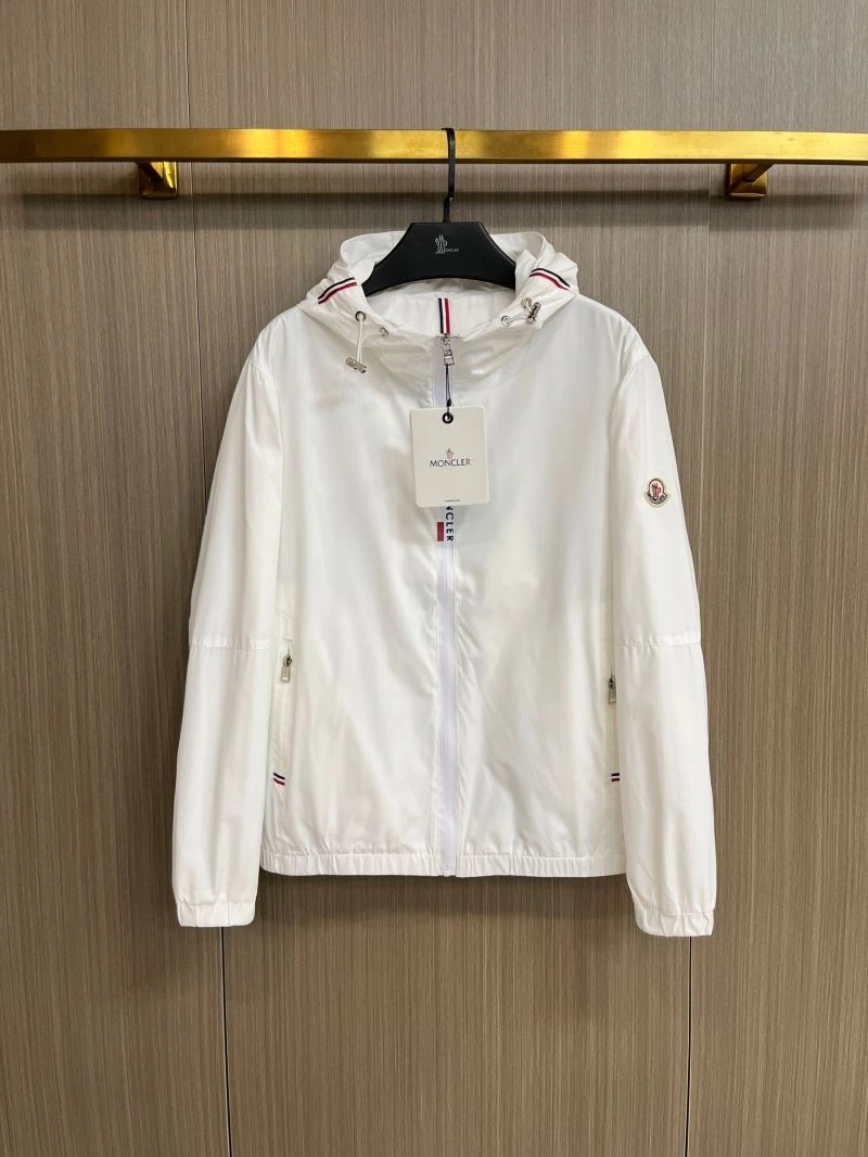 Attractive Moncler Outwear 142506