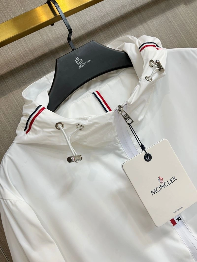 Attractive Moncler Outwear 142506