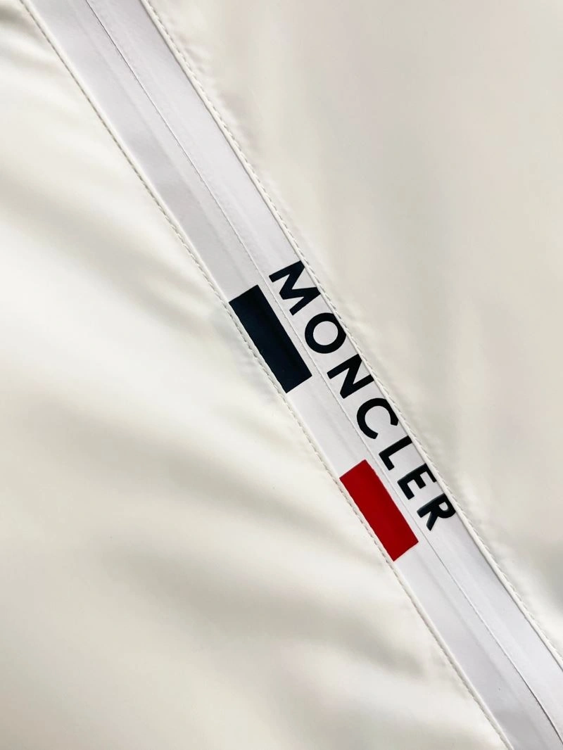 Attractive Moncler Outwear 142506