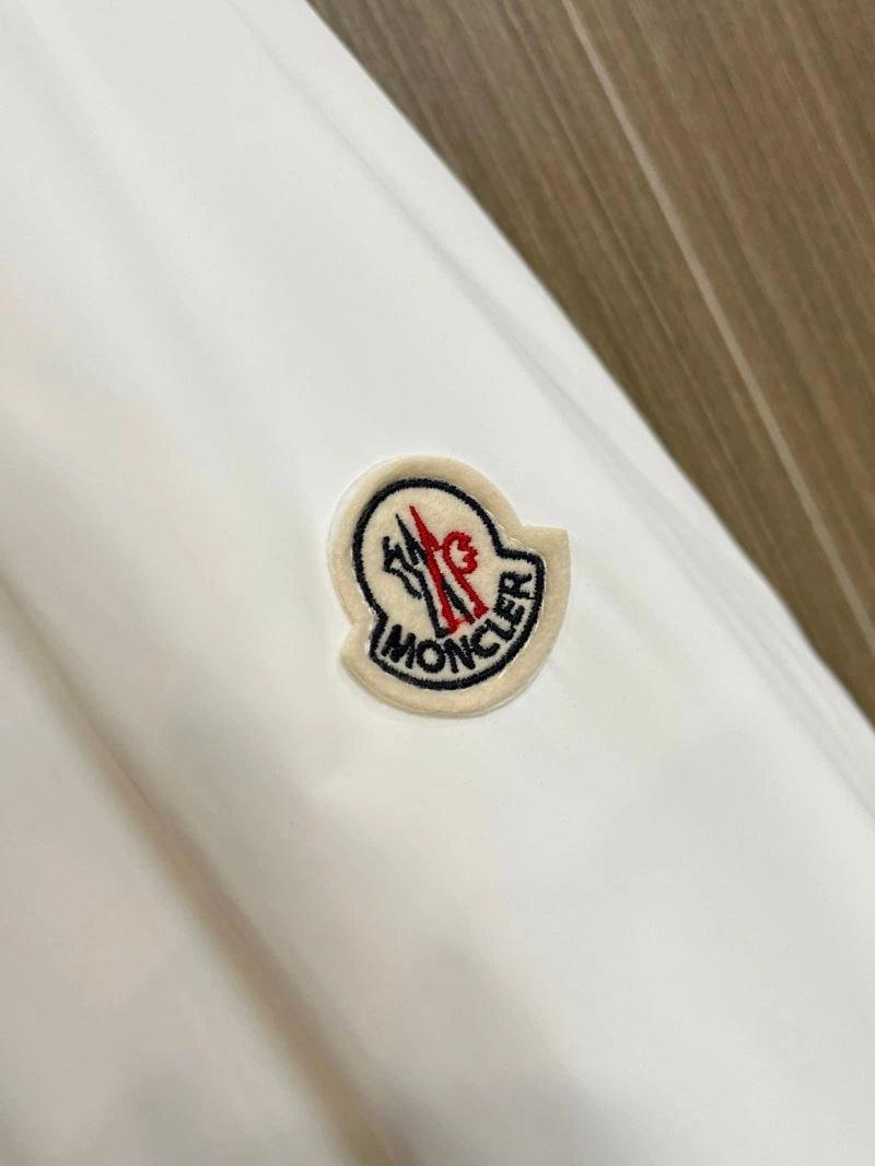Attractive Moncler Outwear 142506