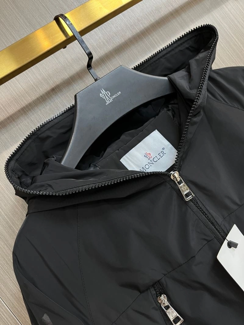 Moncler Outwear GoodFit 142497