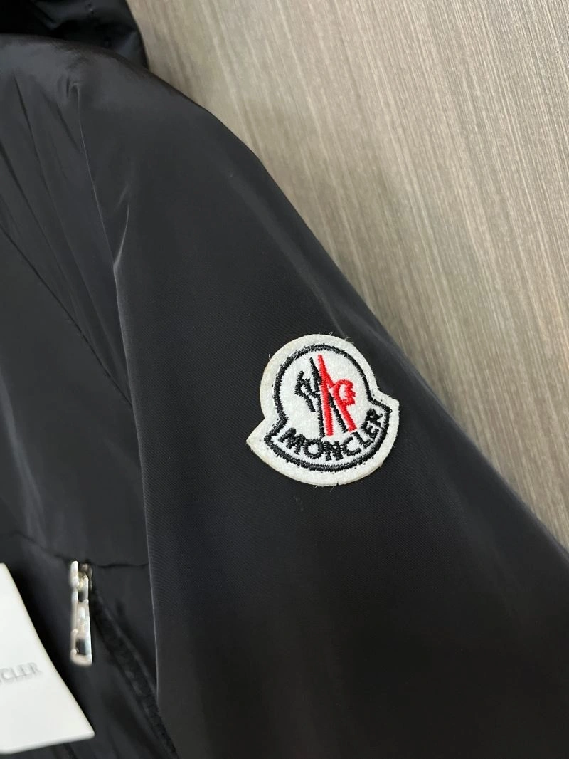Moncler Outwear GoodFit 142497