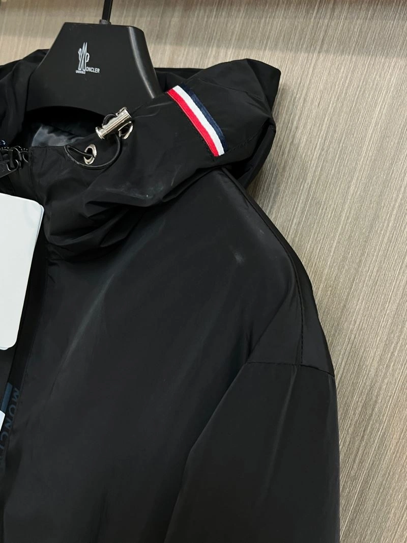 Moncler Outwear Breathable 142494