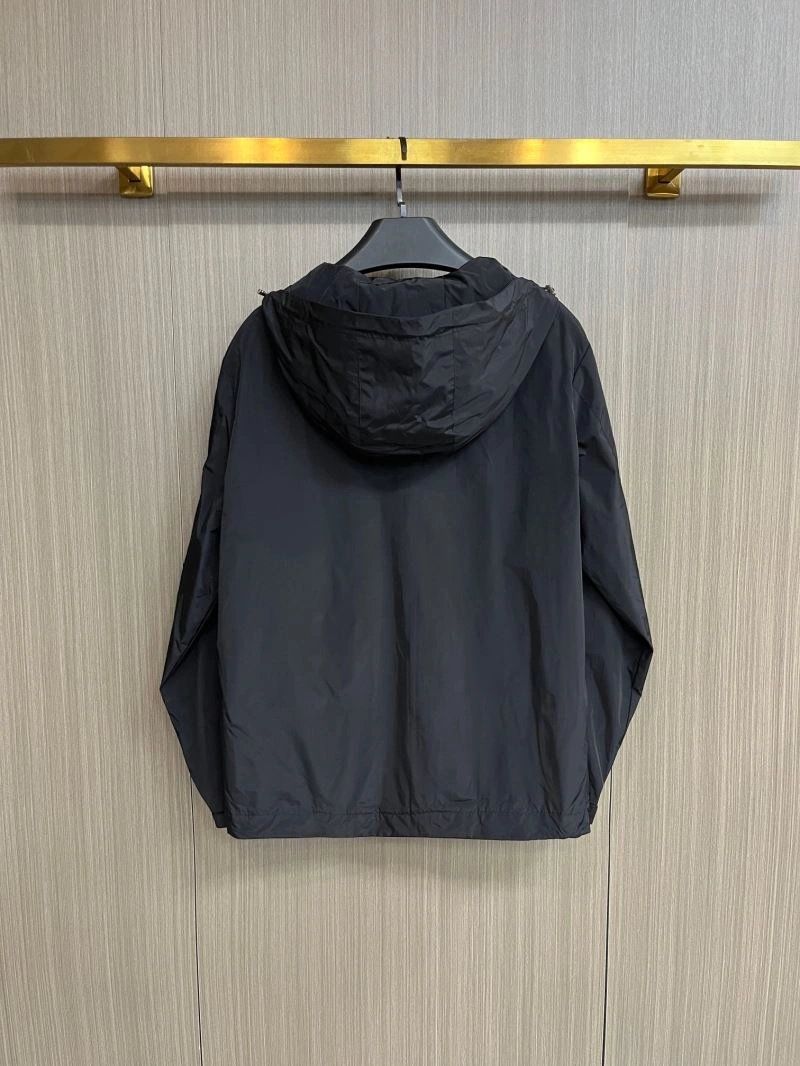 Moncler Outwear Elegant 142507