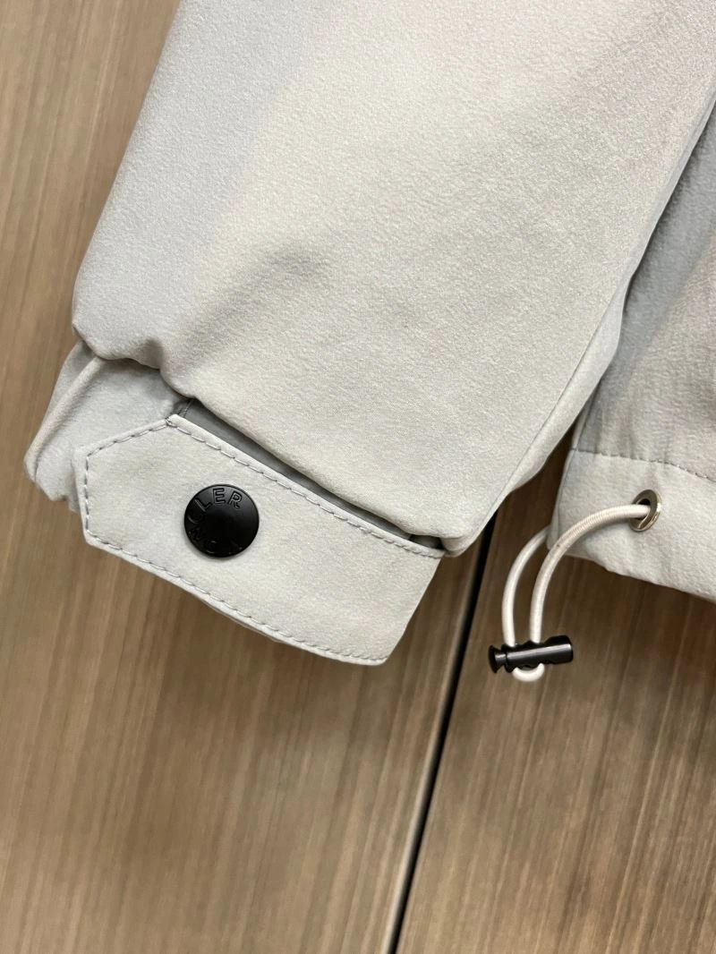 Moncler Outwear QuickDry 142491