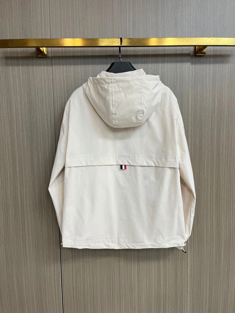 FlexibleFit Moncler Outwear 142484