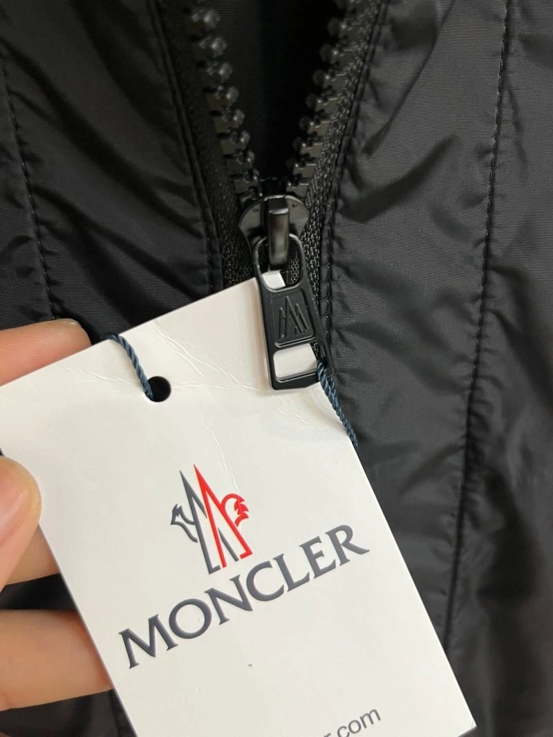 WrinkleFree Moncler Outwear 142487