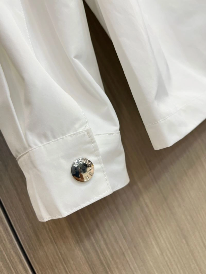 Moncler Outwear Stretchable 142489