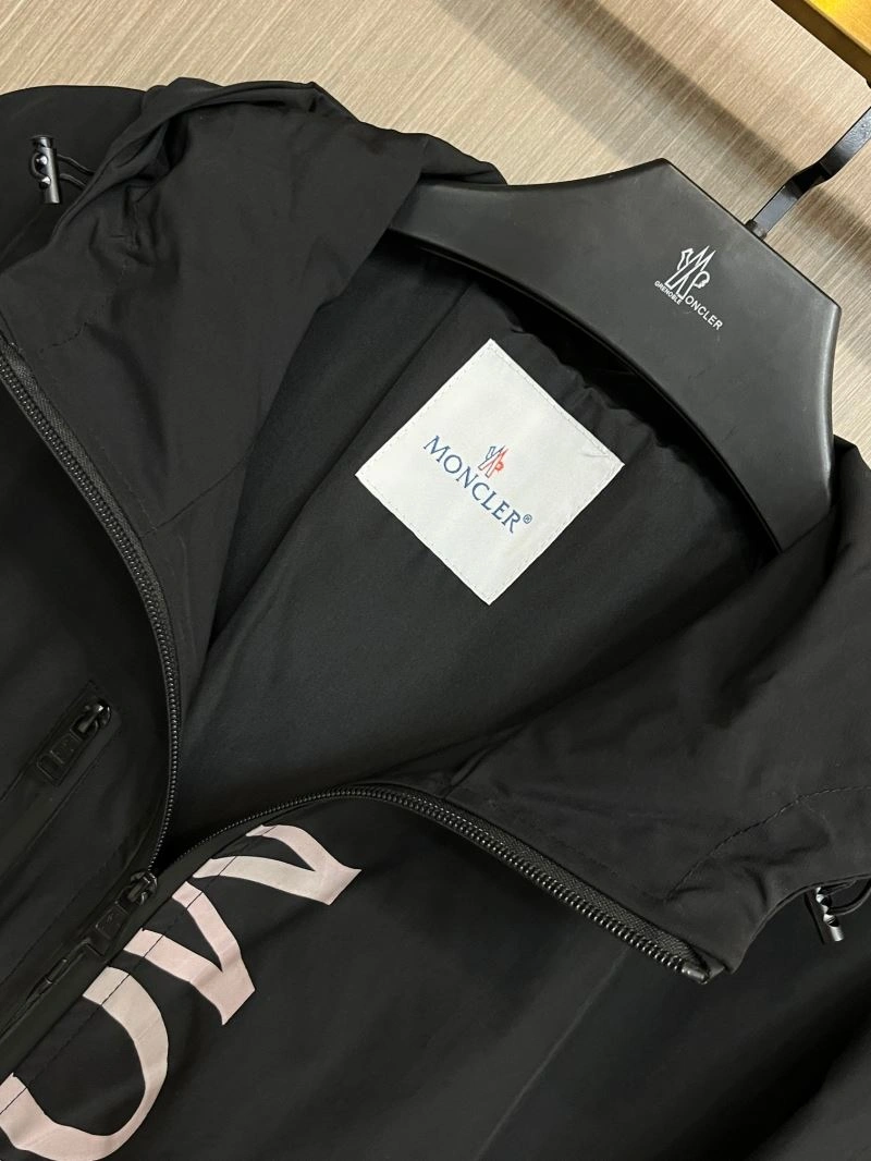 SportInspired Moncler Outwear 142493