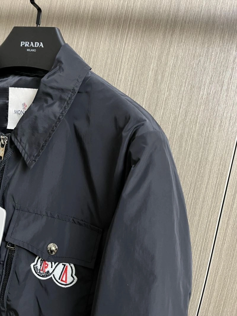 Moncler Outwear SportInspired 142485