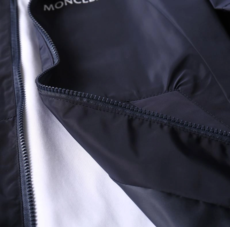 Moncler Outwear GoodFit 142479