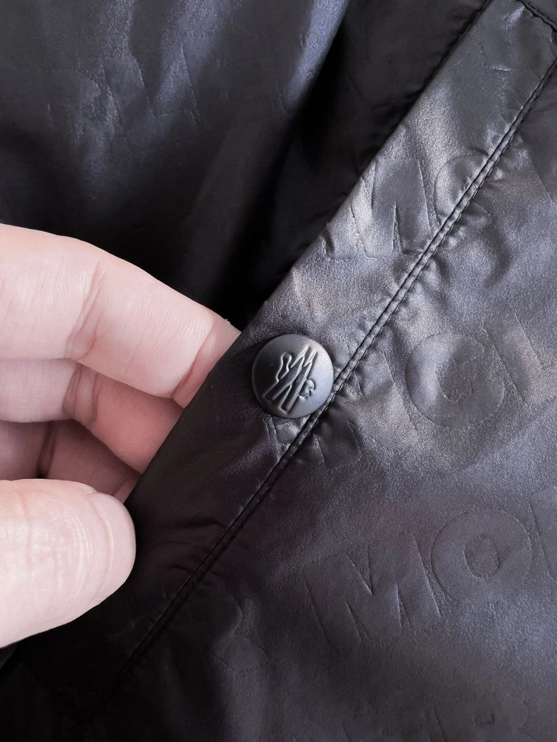 Moncler Outwear DailyWear 142478