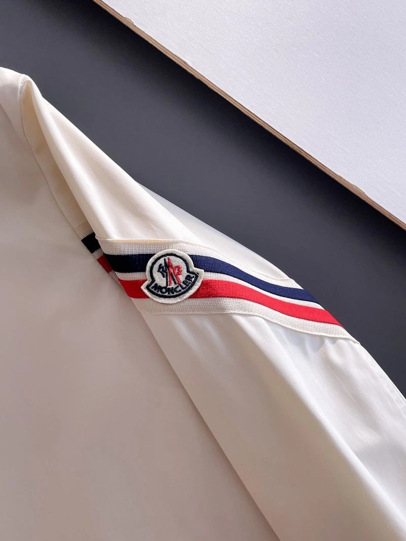 Moncler Outwear ModernLook 142480
