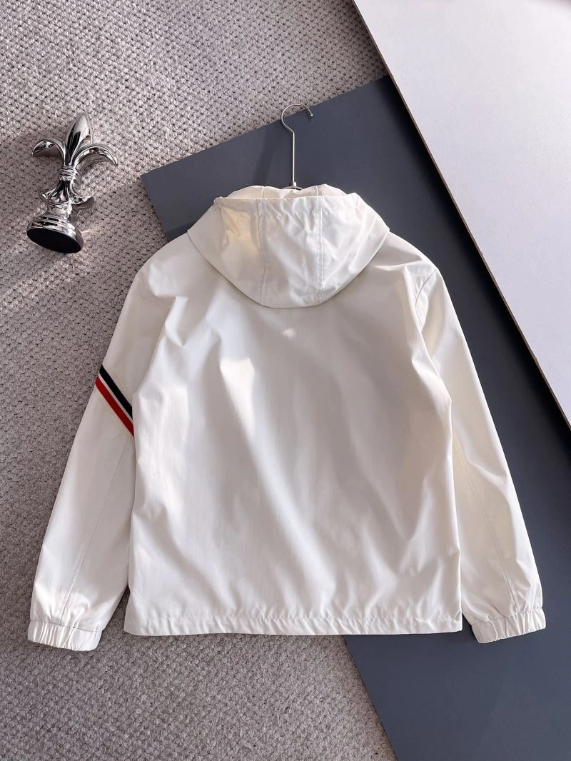 Moncler Outwear ModernLook 142480
