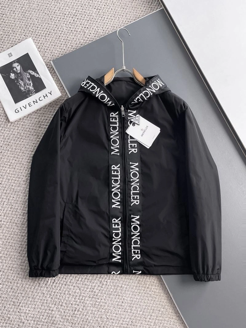Moncler Outwear Popular 142474
