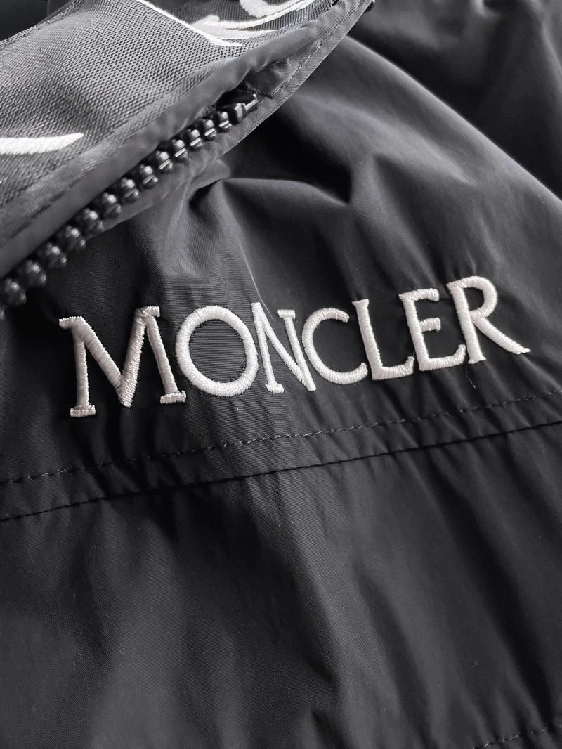 Moncler Outwear Popular 142474