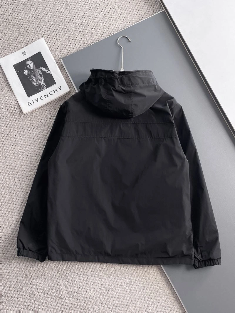 Moncler Outwear Popular 142474