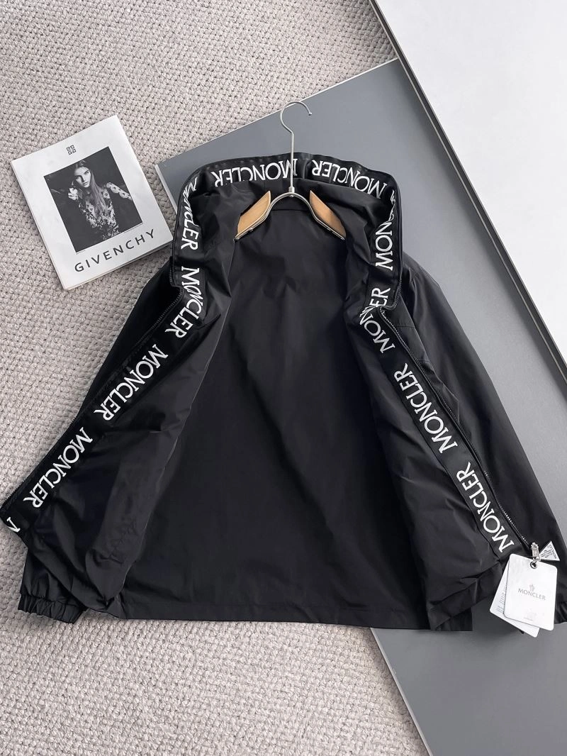 Moncler Outwear Popular 142474