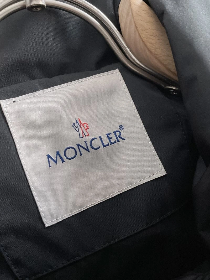 Moncler Outwear FlexibleFit 142472