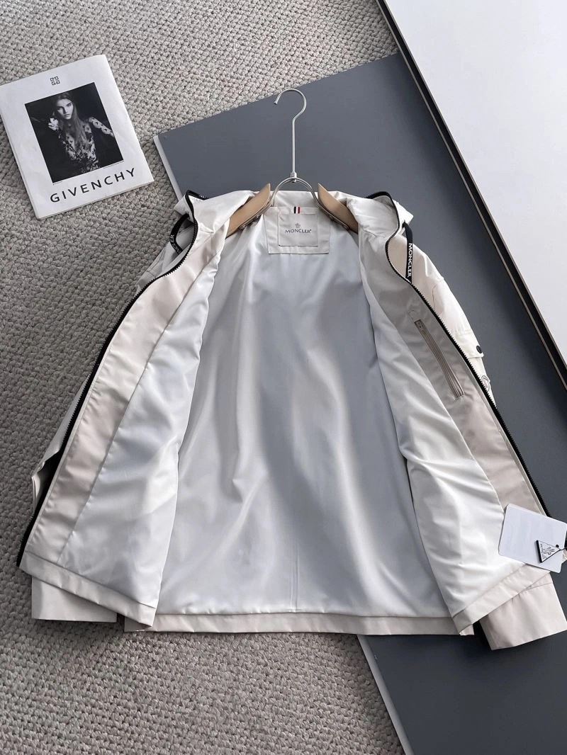 Moncler Outwear Affordable 142470