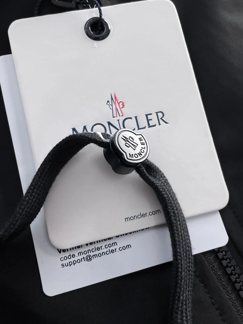 Moncler Outwear Trendy 142469