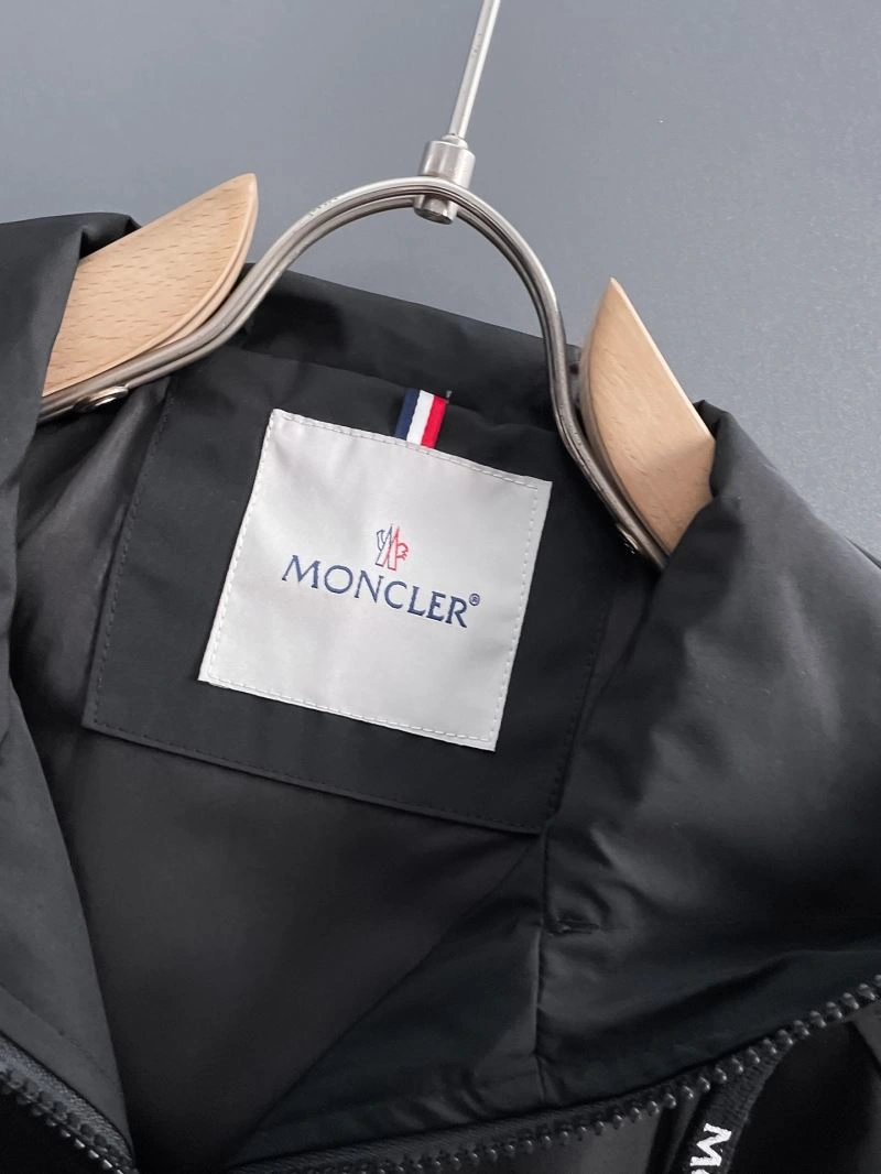 Moncler Outwear Trendy 142469