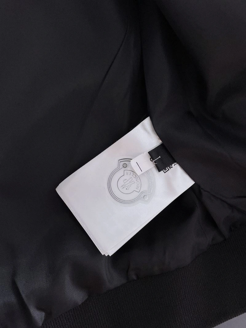 Moncler Outwear FreshLook 142463