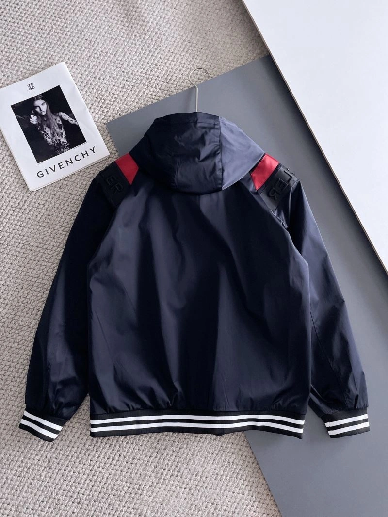 Moncler Outwear FreshLook 142463