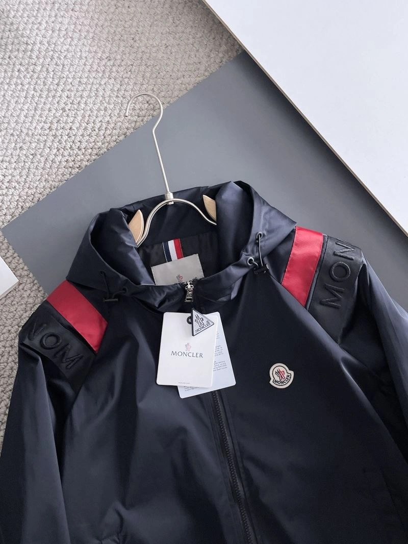 Moncler Outwear FreshLook 142463