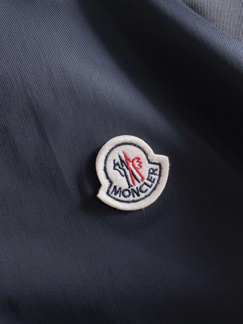 Moncler Outwear FreshLook 142463
