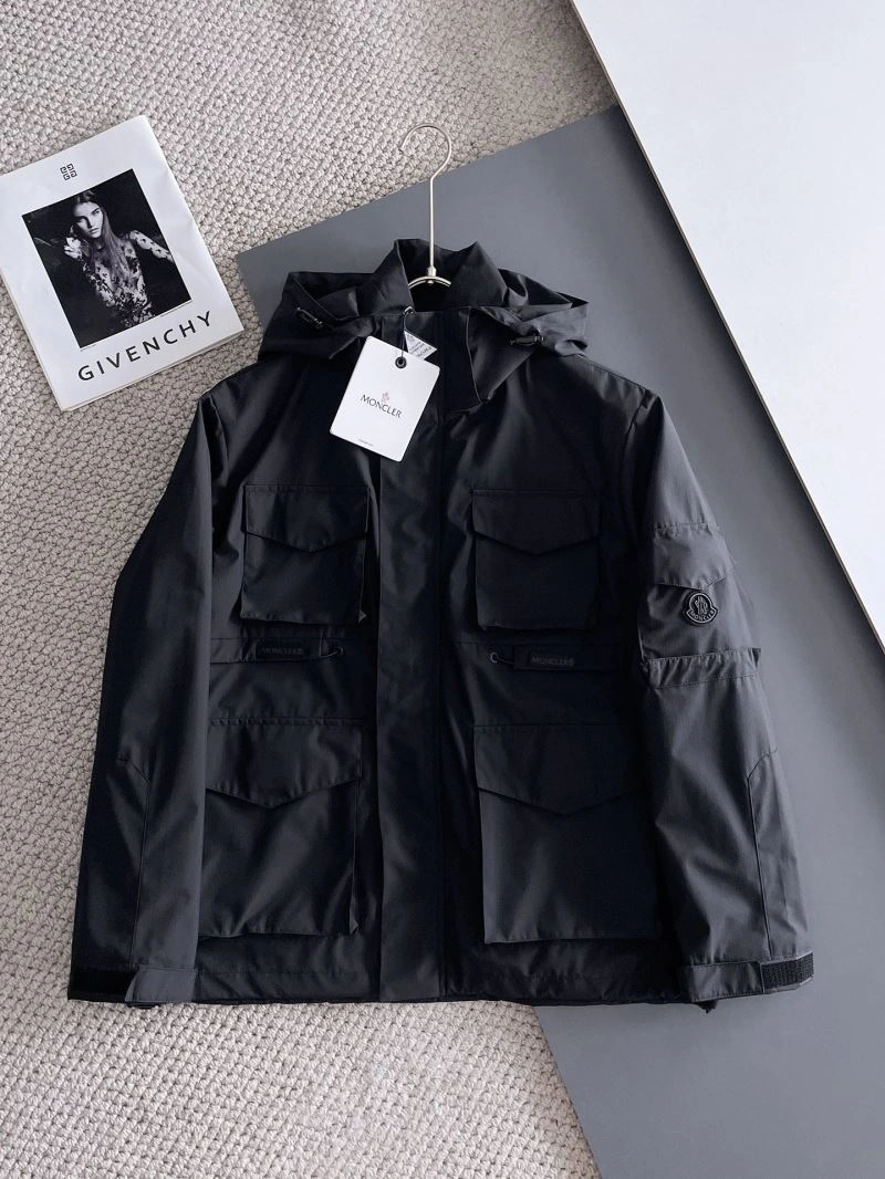Moncler Outwear Efficient 142456