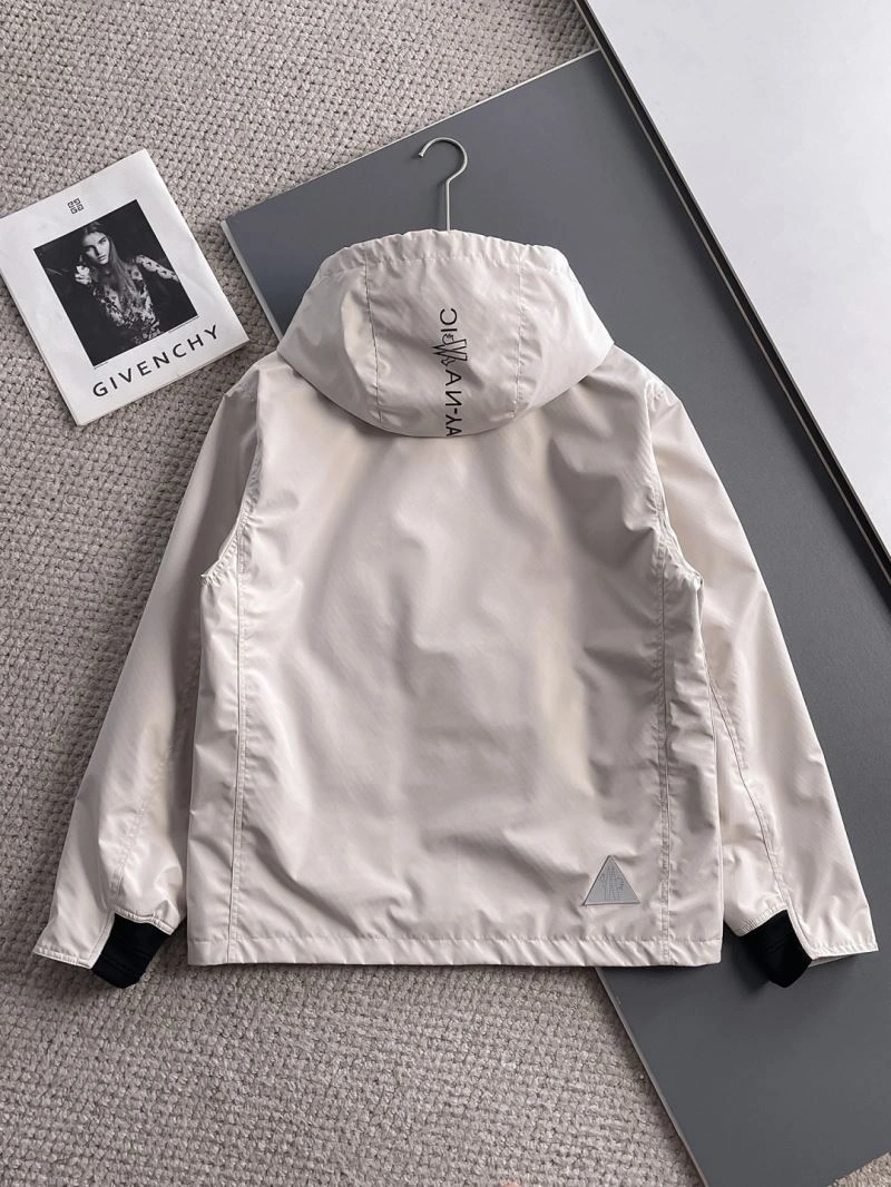 Moncler Outwear Durable 142460