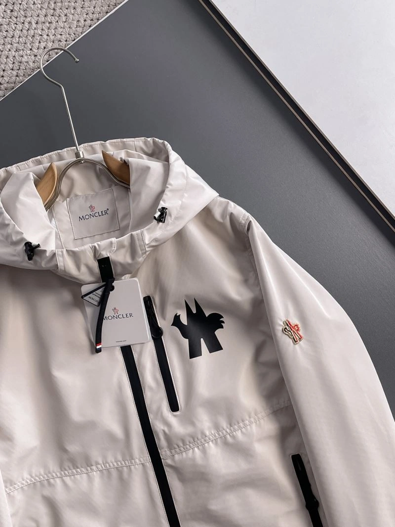 Moncler Outwear Durable 142460