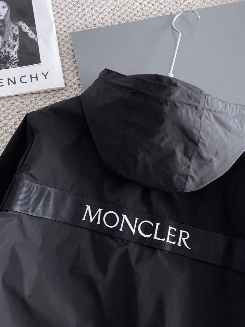 DailyWear Moncler Outwear 142449