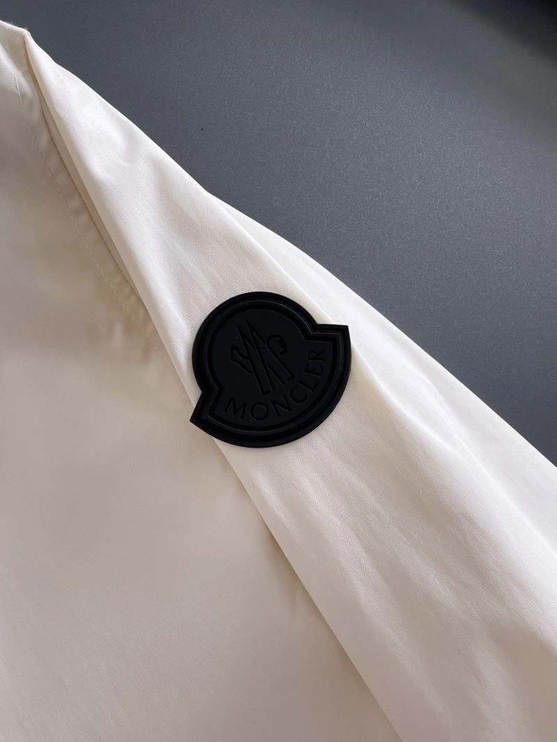 Moncler Outwear BestValue 142454